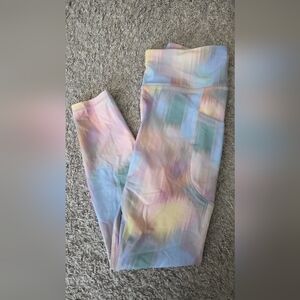 NWOT Old Navy 7/8 Powersoft High-Rise Pastel Tie-Dye Leggings